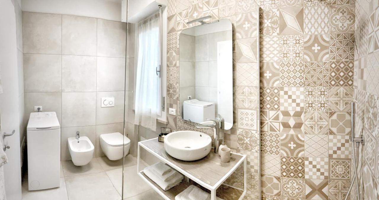 Appartamento Casa Emilia ซีร์มิโอเน ภายนอก รูปภาพ